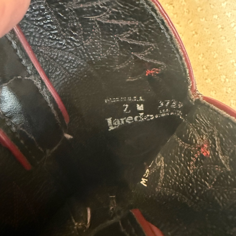 Laredo Ladies Black and Red Western Lizard Style Boots - Picture 6 of 6